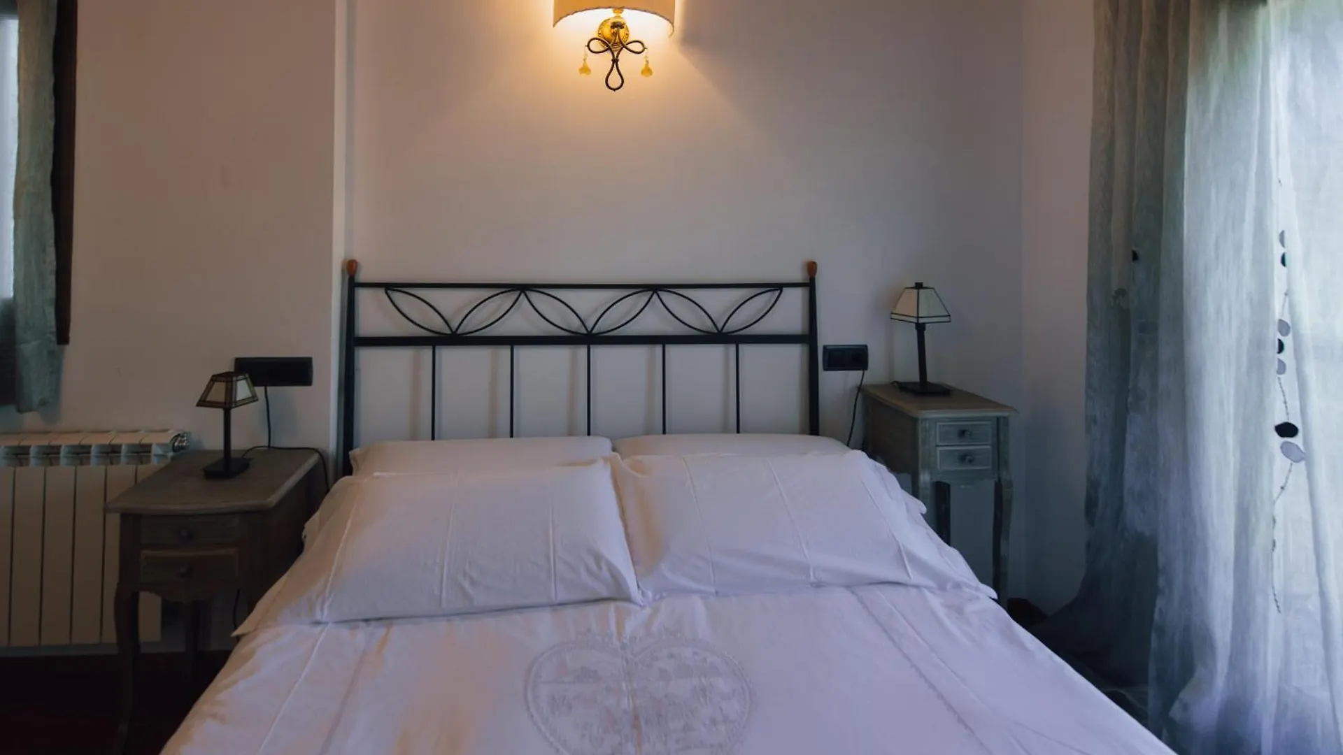 Ca L'Andreu I Ca La Teresa Holiday home Montardit De Baix