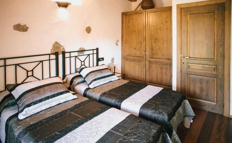Ca L'Andreu I Ca La Teresa Holiday home Montardit De Baix Ribera de Montardit